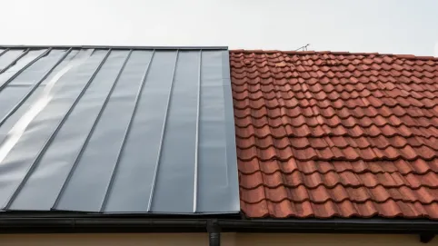 co jest tańsze blachodachówka czy dachówka